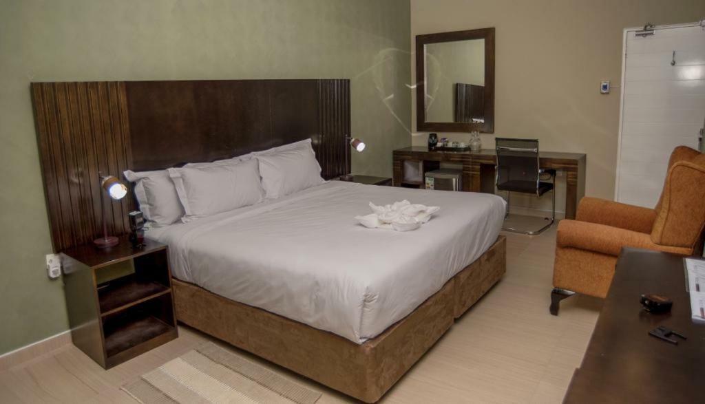 Peaconwood Boutique Villa Palapye Экстерьер фото