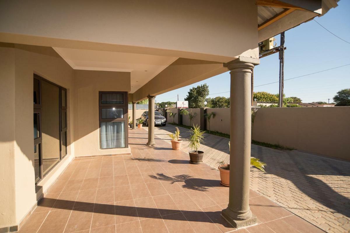 Peaconwood Boutique Villa Palapye Экстерьер фото