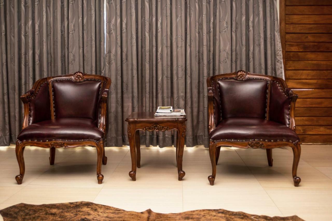 Peaconwood Boutique Villa Palapye Экстерьер фото